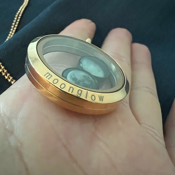 Moon Glow Family Locket in Rose Gold - Picture 7 of 8